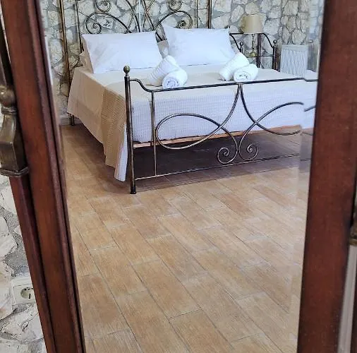 Stone House In Olive Grove - Former Denis Stone Βίλα