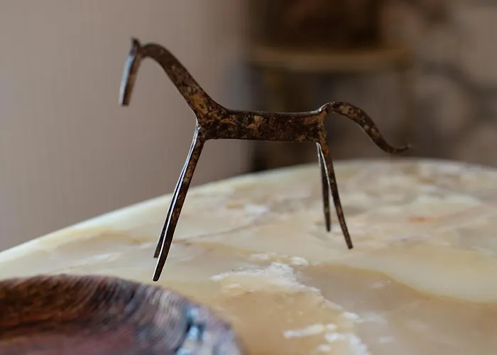 Stone House In Olive Grove - Former Denis Stone Βίλα Τραπεζάκι