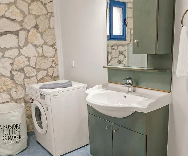 Stone House In Olive Grove - Former Denis Stone Βίλα