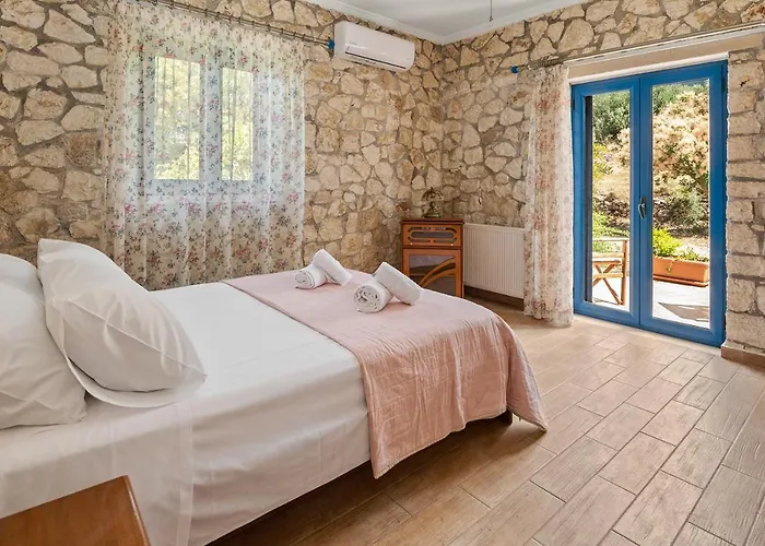 Βίλα Stone House In Olive Grove - Former Denis Stone