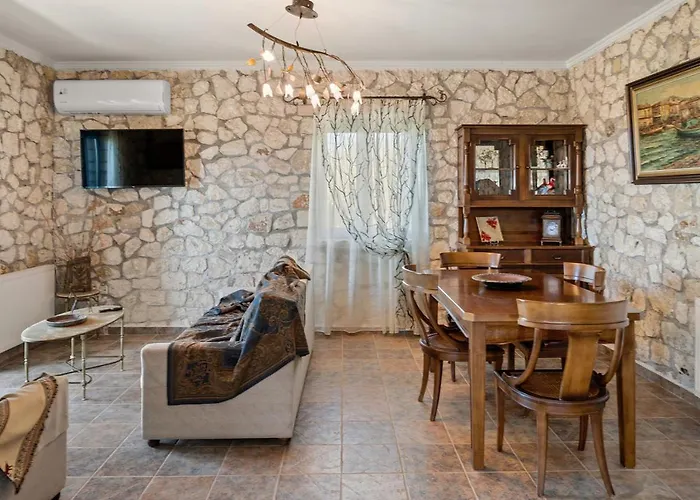 Stone House In Olive Grove - Former Denis Stone Βίλα *