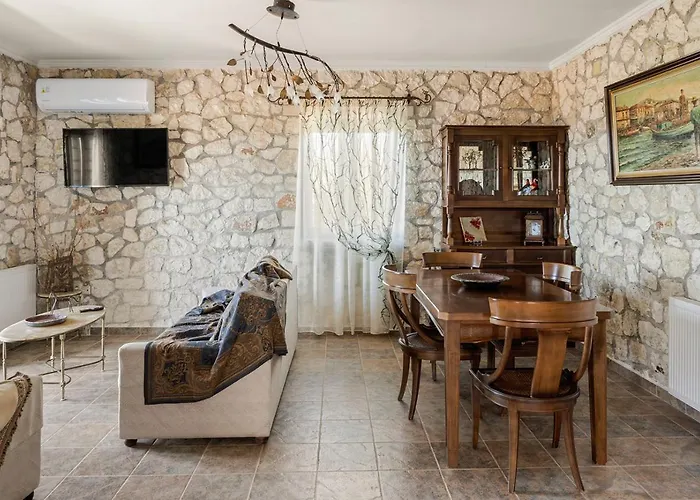 Stone House In Olive Grove - Former Denis Stone Βίλα