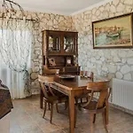 וילה Stone House In Olive Grove - Former Denis Stone טרפזאקי