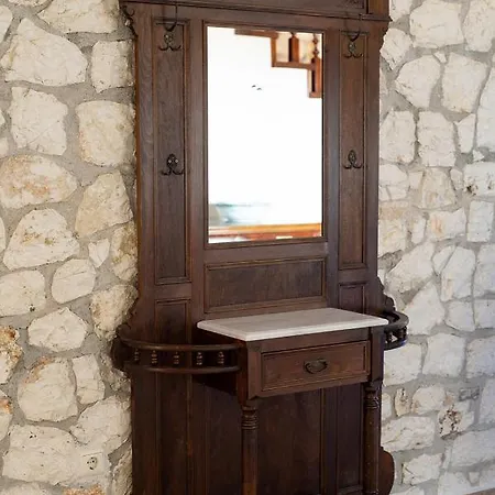 Stone House In Olive Grove - Former Denis Stone *