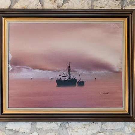 Stone House In Olive Grove - Former Denis Stone Villa *